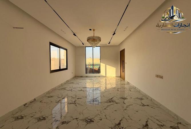 115042453 - Property Image 3