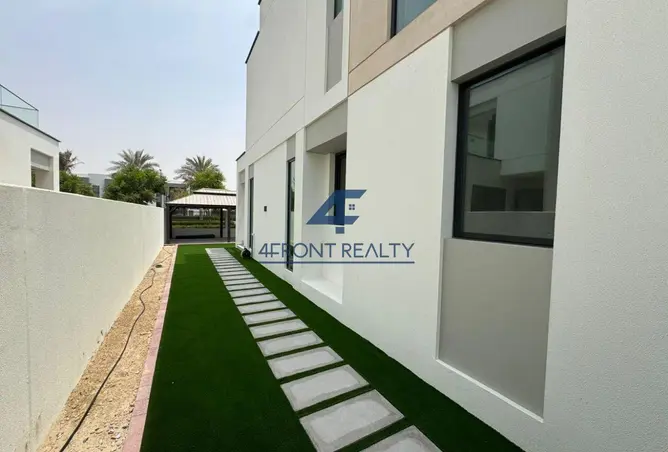 148630158 - Property Image 2
