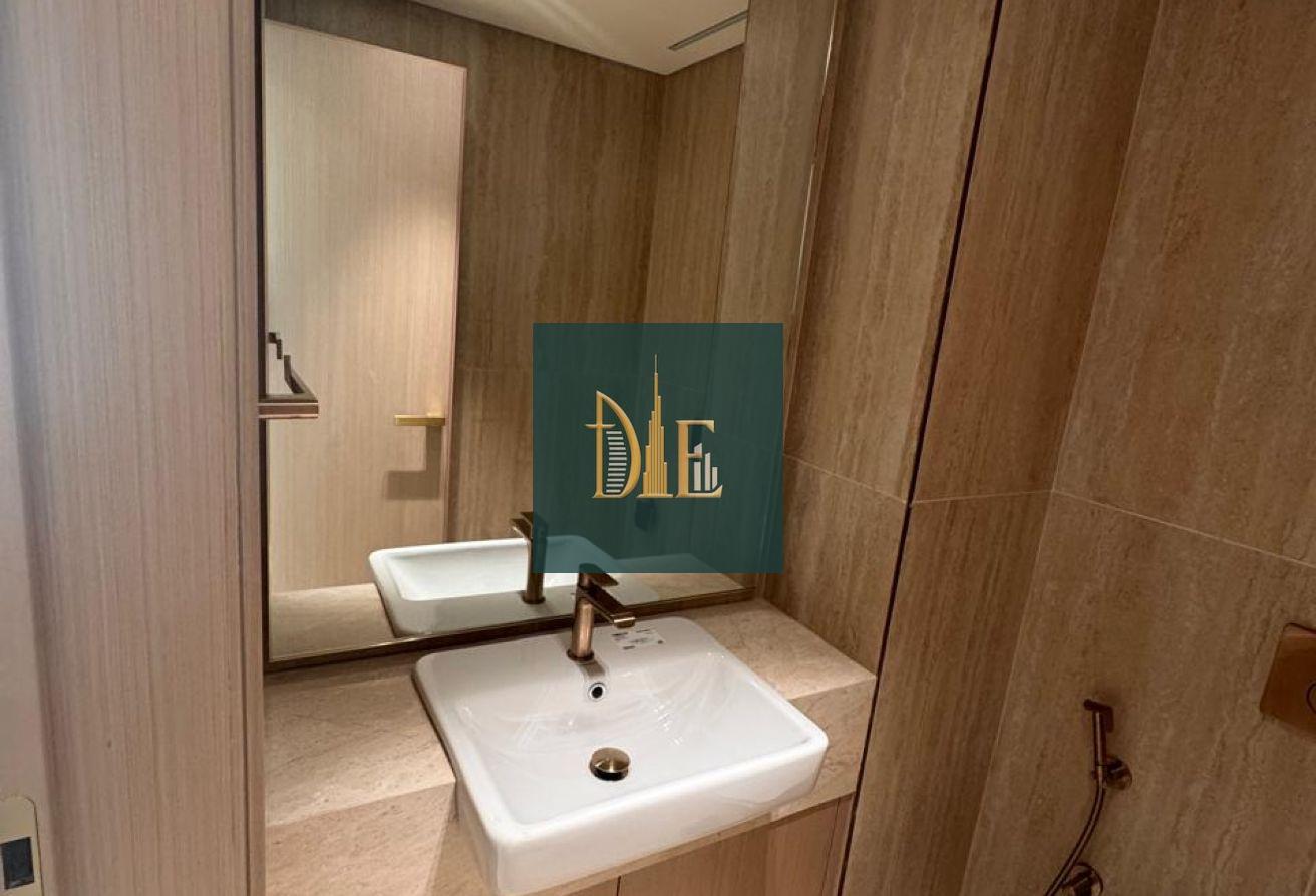 High-Floor | Creek View | Semi Furnished photo 16