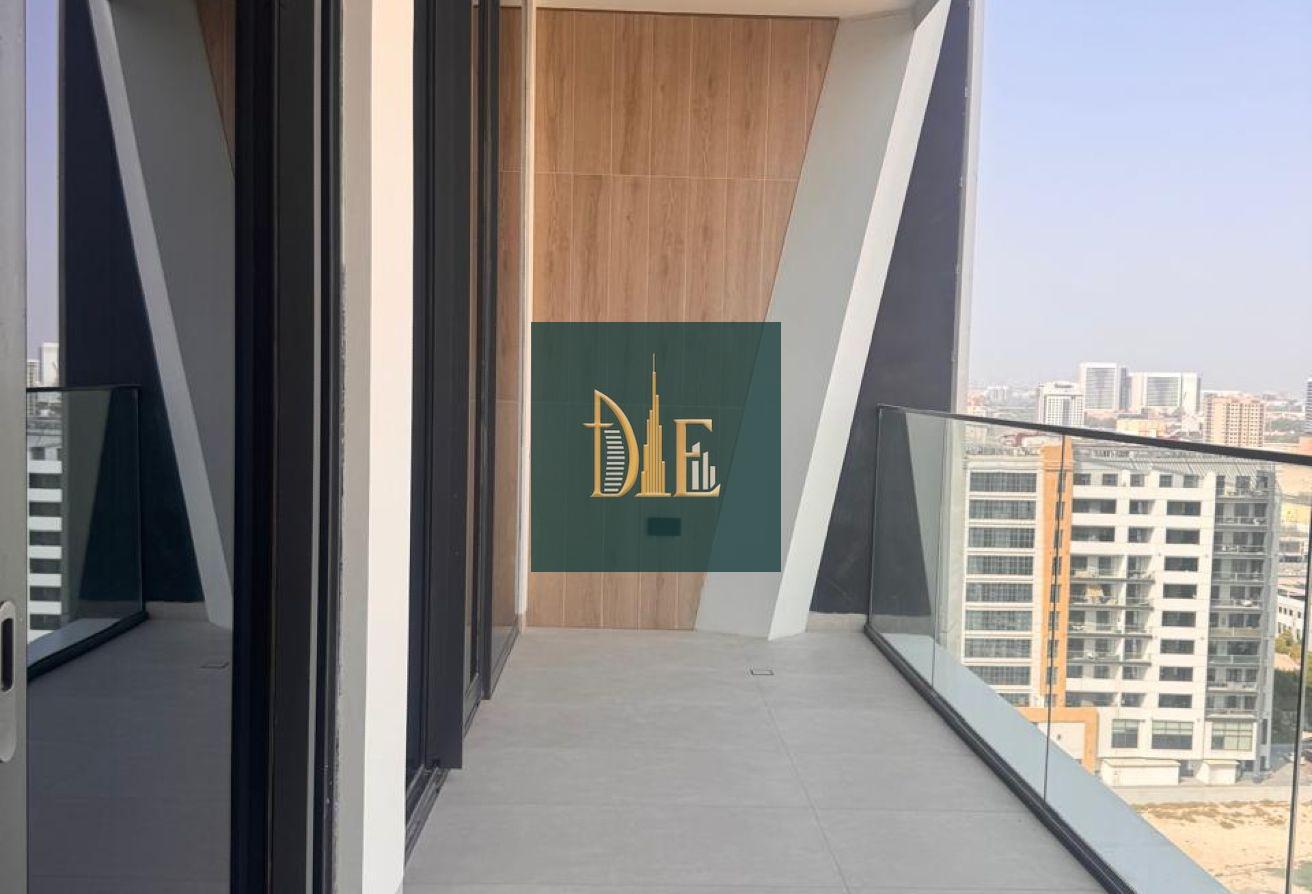 High-Floor | Creek View | Semi Furnished photo 4