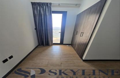Apartment - 2 - 3 for rent in Rukan Tower B - Rukan Tower - Rukan - Dubai
