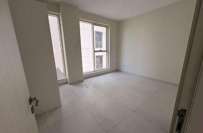 Apartment - 3 Bedrooms - 4 Bathrooms for rent in Al Thani Muwaileh - Muwaileh Commercial - Sharjah