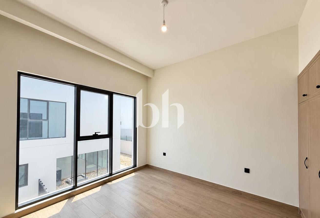 Brand New | Smart Home | Bright And Spacious photo 14