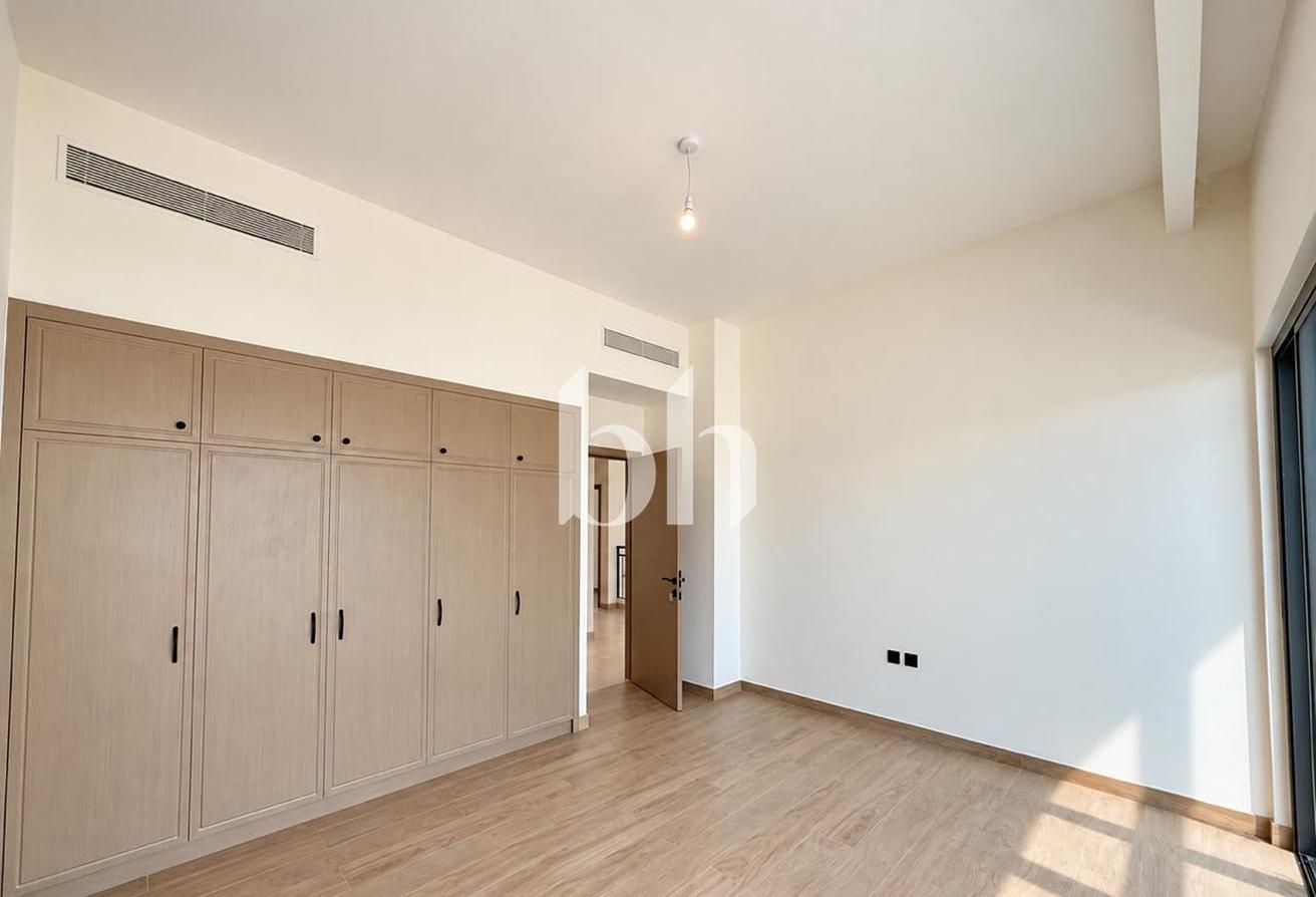 Brand New | Smart Home | Bright And Spacious photo 16