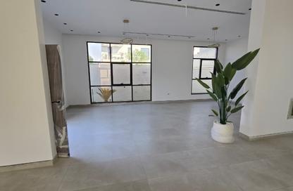 Apartment - 5 - 5 for sale in Al Hooshi Villas - Hoshi - Al Badie - Sharjah