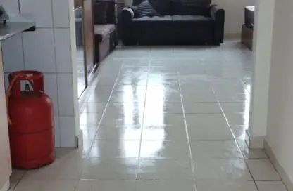 شقة - 1 حمام للايجار في T01 - طراز أسباني - المدينة العالمية - دبي