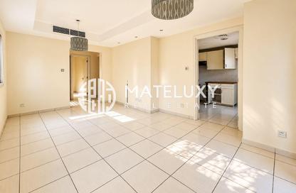 Villa - 2 - 3 for rent in Springs 12 - The Springs - Dubai