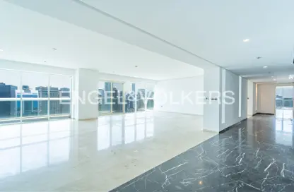Penthouse - 4 Bedrooms - 5 Bathrooms for rent in West Avenue Tower - Dubai Marina - Dubai