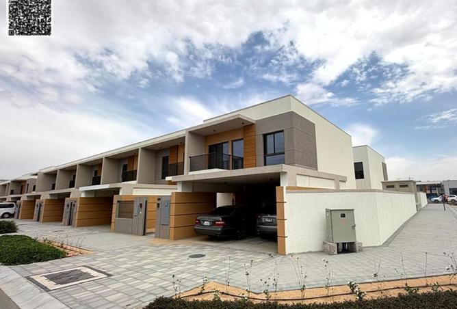 82805800 - Property Main Image