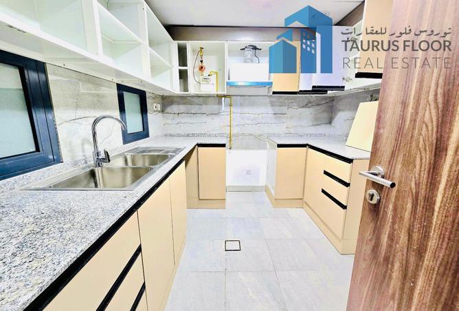 98272376 - Property Image 3
