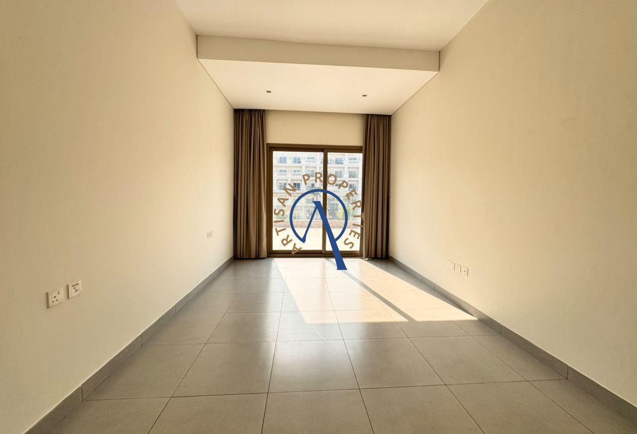 SPACIOUS UNIT | BEST LAYOUT | ROAD FACING photo 8