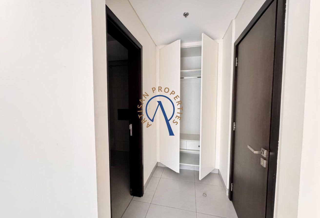 SPACIOUS UNIT | BEST LAYOUT | ROAD FACING photo 19
