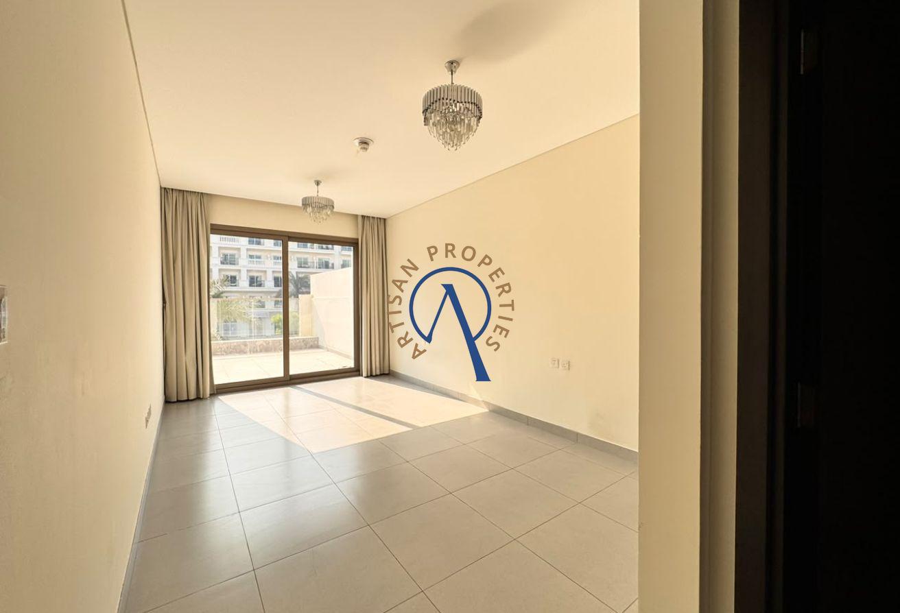 SPACIOUS UNIT | BEST LAYOUT | ROAD FACING photo 5