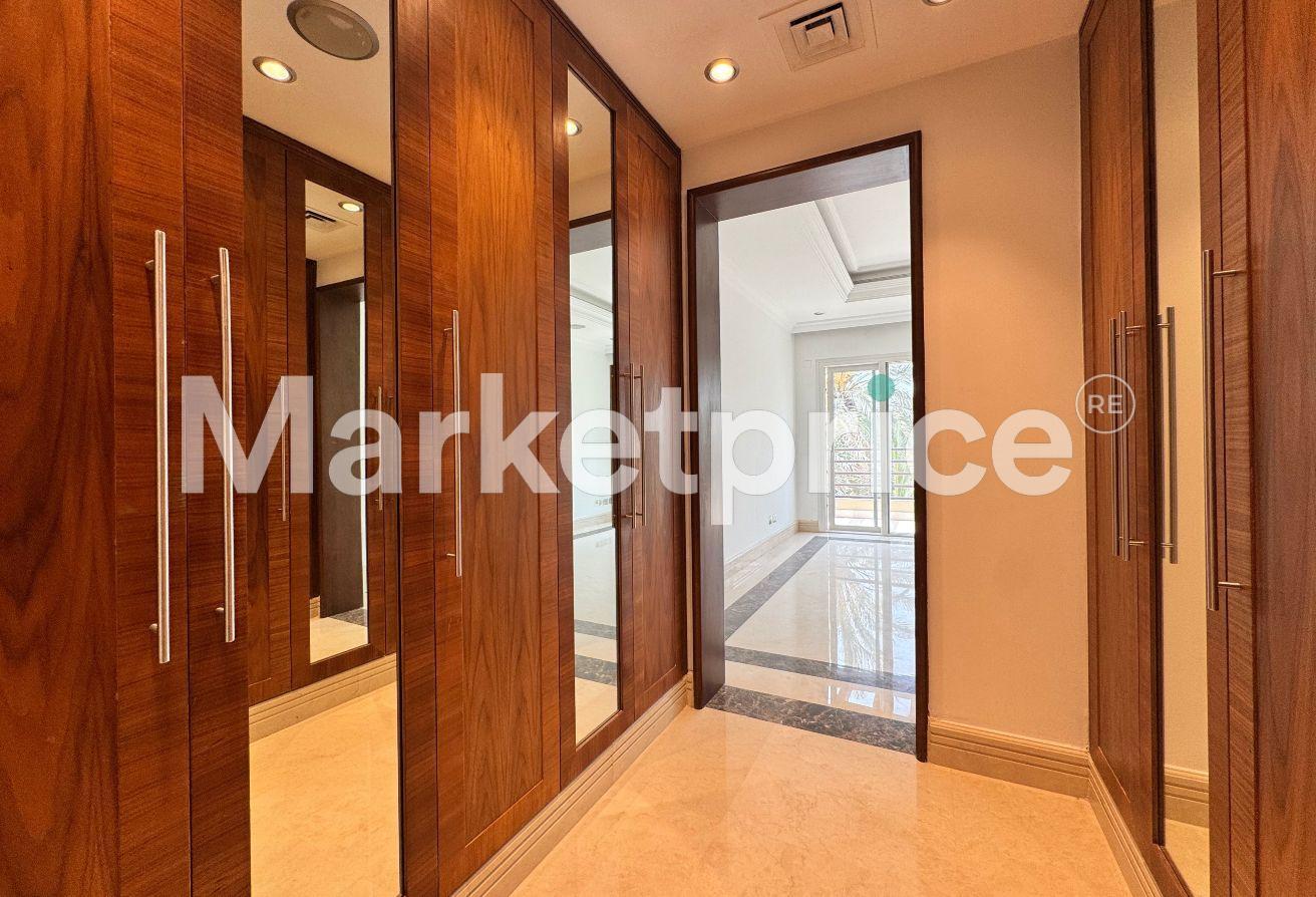Upgraded 5 Bedroom Villa | Park View | Single Row photo 22
