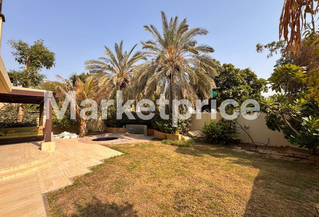 Upgraded 5 Bedroom Villa | Park View | Single Row photo 25