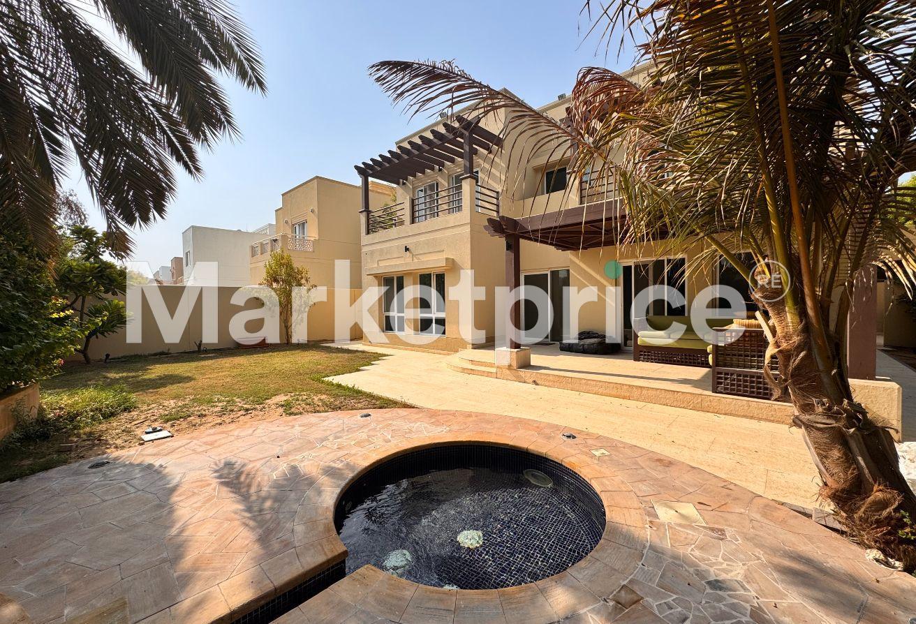 Upgraded 5 Bedroom Villa | Park View | Single Row photo 26