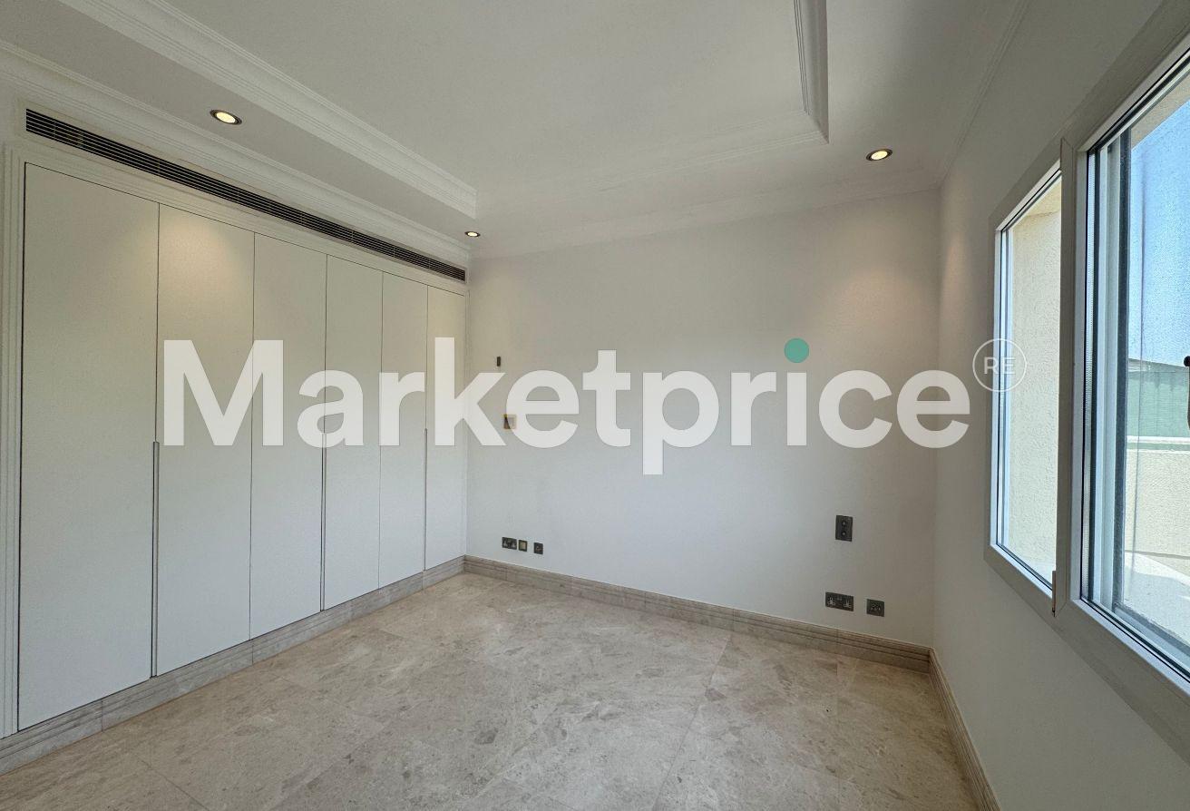 Upgraded 5 Bedroom Villa | Park View | Single Row photo 21