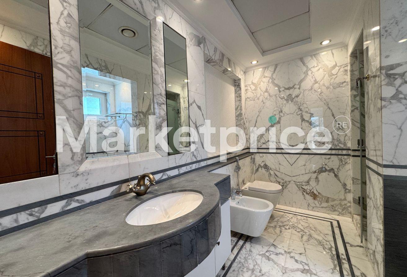 Upgraded 5 Bedroom Villa | Park View | Single Row photo 23