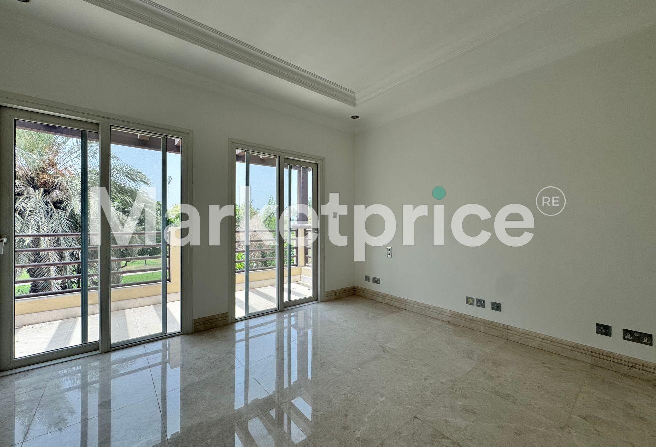 Upgraded 5 Bedroom Villa | Park View | Single Row photo 19