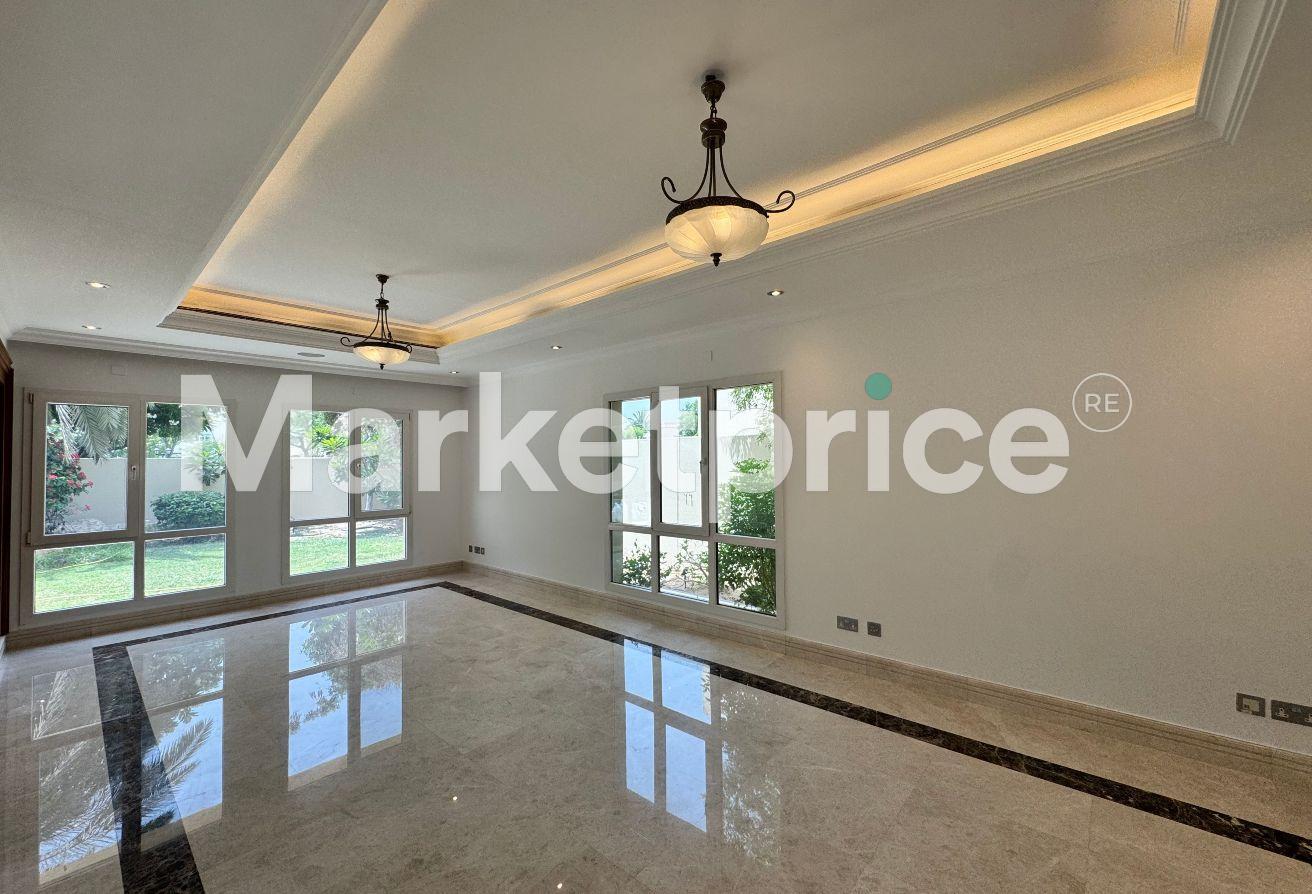 Upgraded 5 Bedroom Villa | Park View | Single Row photo 12