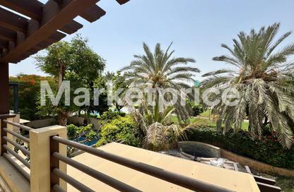 Villa - 5 Bedrooms - 5 Bathrooms for rent in Meadows 6 - Meadows - Dubai