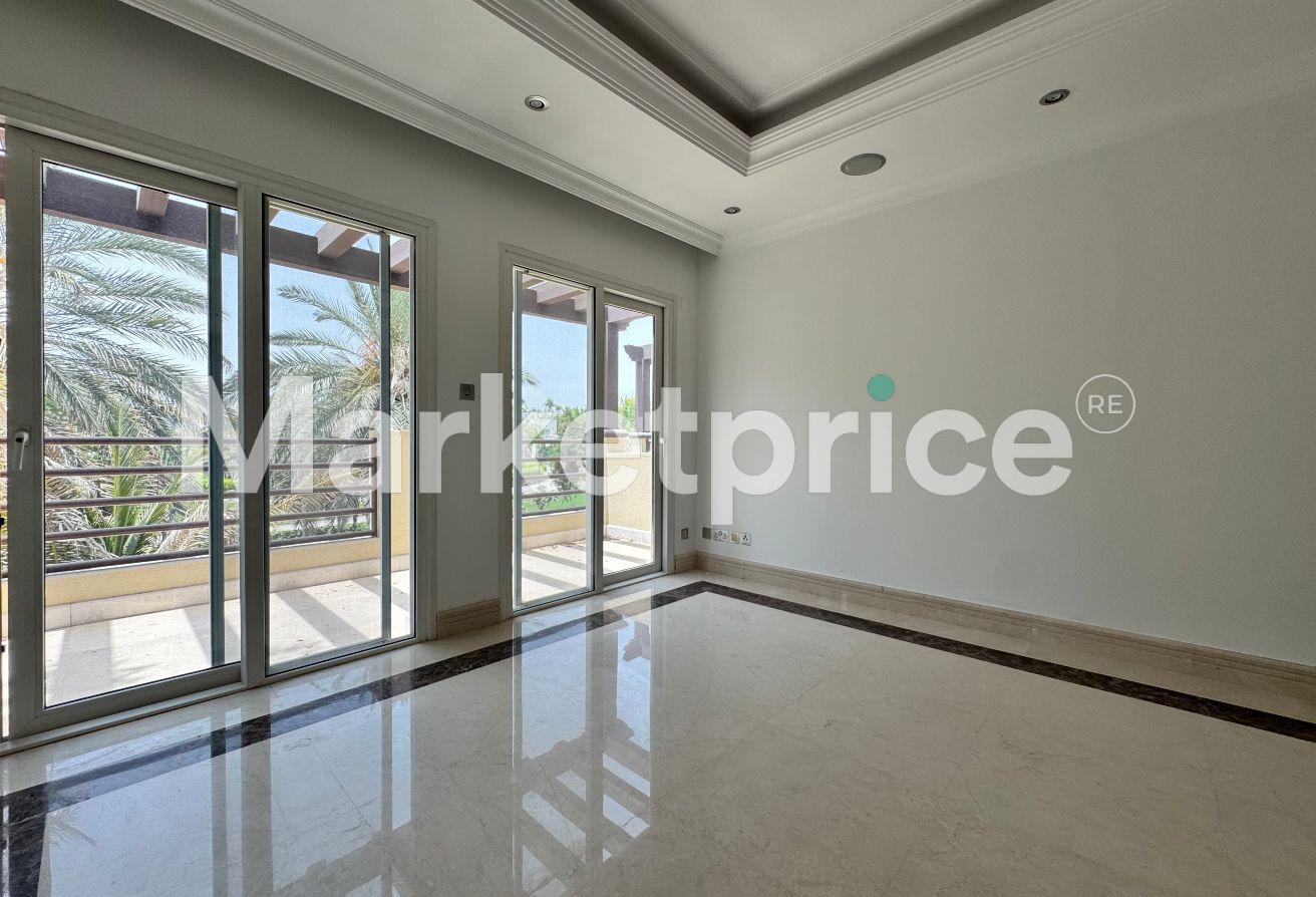 Upgraded 5 Bedroom Villa | Park View | Single Row photo 17