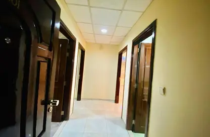 Apartment - 1 Bedroom - 2 Bathrooms for rent in Shabiya 10 - Shabiya - Mussafah - Abu Dhabi