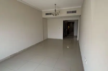 شقة - 3 غرف نوم - 5 حمامات للايجار في برج النعيمية 1 - أبراج النعيمية - النعيمية - عجمان