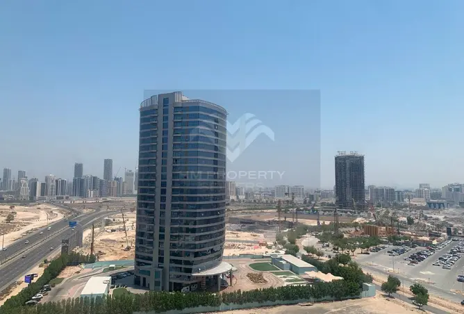 94010635 - Property Image 3