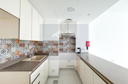 Apartment - 1 Bedroom - 1 Bathroom for rent in Rabdan Building - Motor City - Dubai