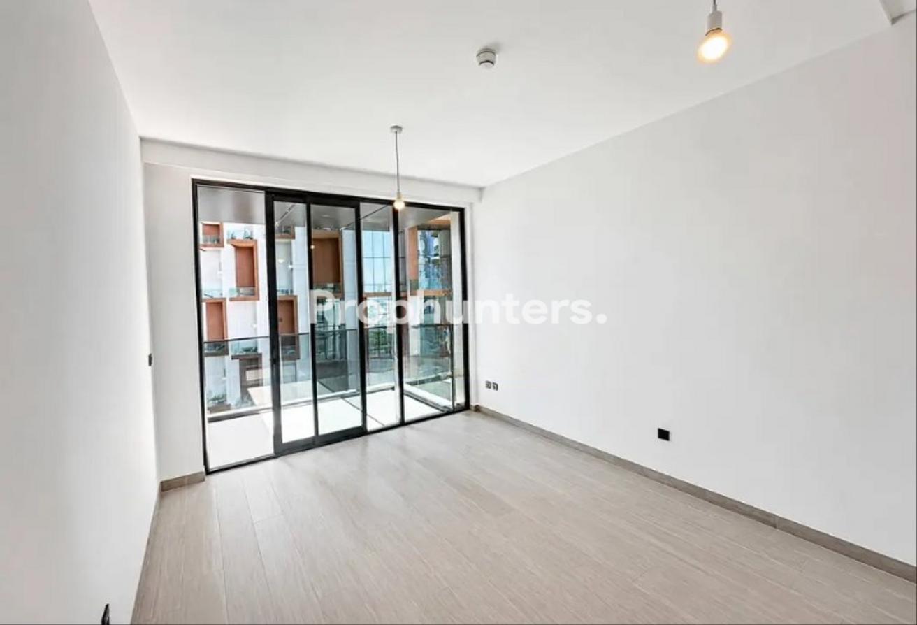 READY TO MOVE | MULTIPLE CHEQUES | BRAND NEW UNIT photo 3