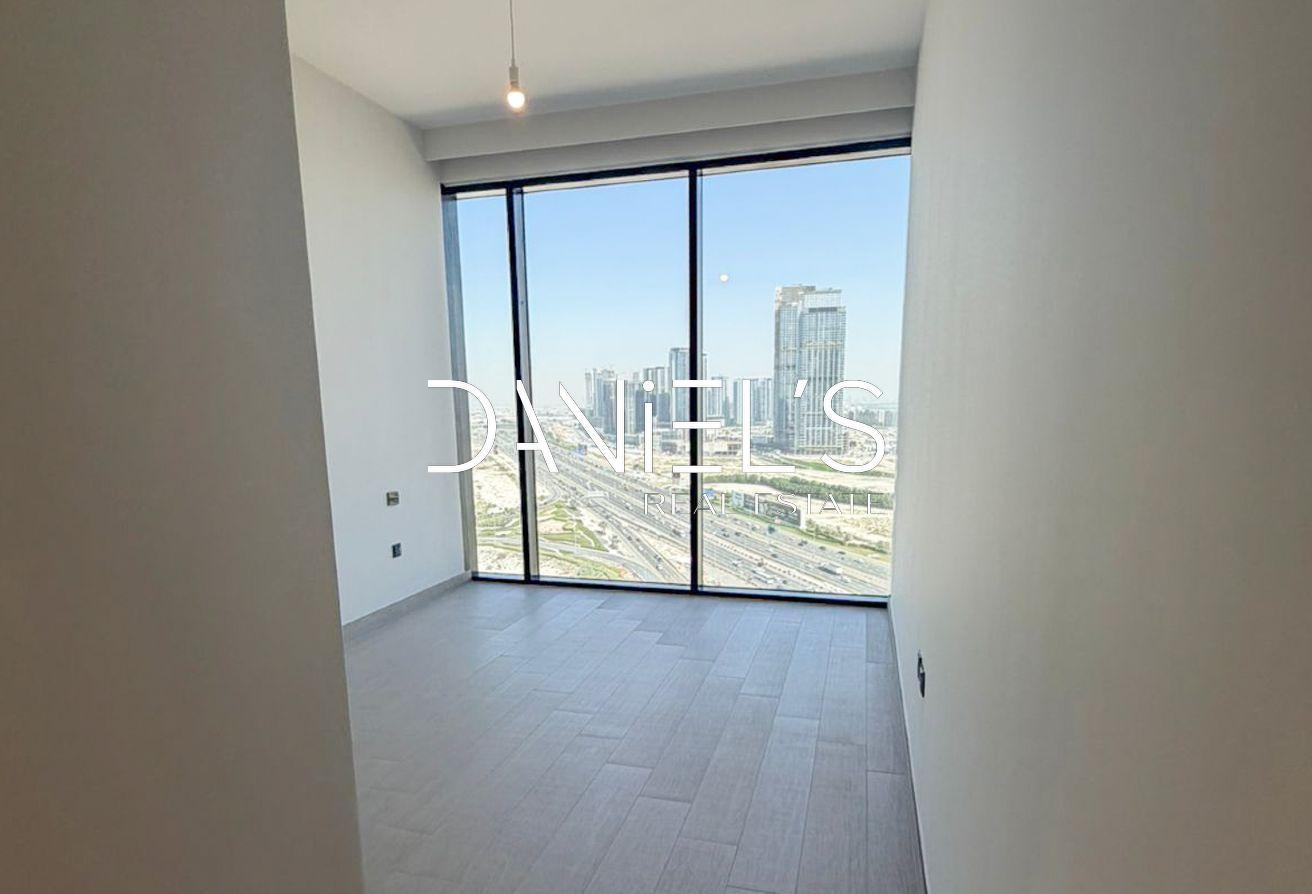 High Floor | Brand New | Multiple Options photo 7