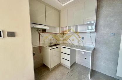 Apartment - Studio - 1 for rent in Jumeirah Garden City - Al Satwa - Dubai