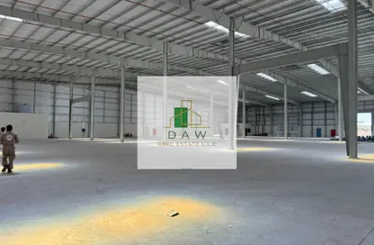 Warehouse - Studio - 2 Bathrooms for rent in Umm Al Thuoob - Umm Al Quwain