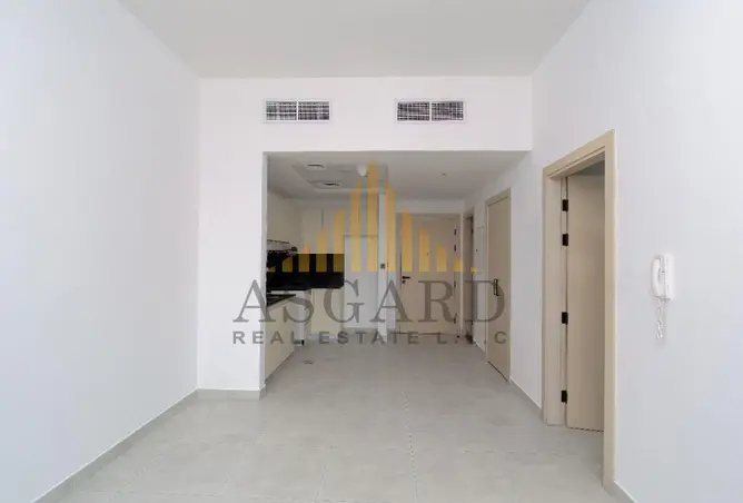 98253443 - Property Image 3