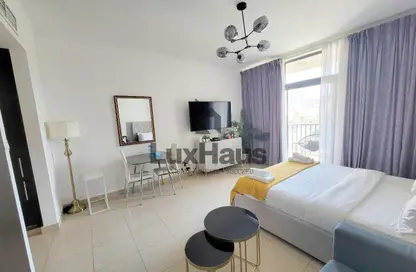 Apartment - 1 Bathroom for rent in The Links Canal Apartments - The Links - The Views - Dubai