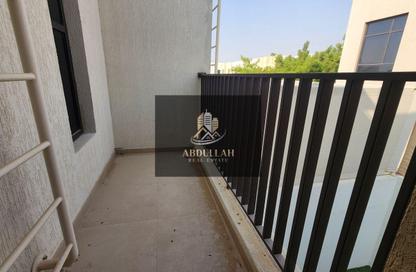 Townhouse - 2 - 4 for rent in Nasma Residence - Al Tai - Sharjah