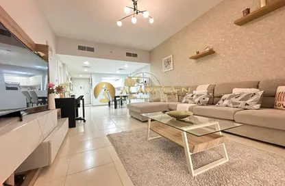 شقة - غرفة نوم - 2 حمامات للبيع في جاردينيا 2 - حدائق الإمارات 1 - قرية جميرا الدائرية - دبي