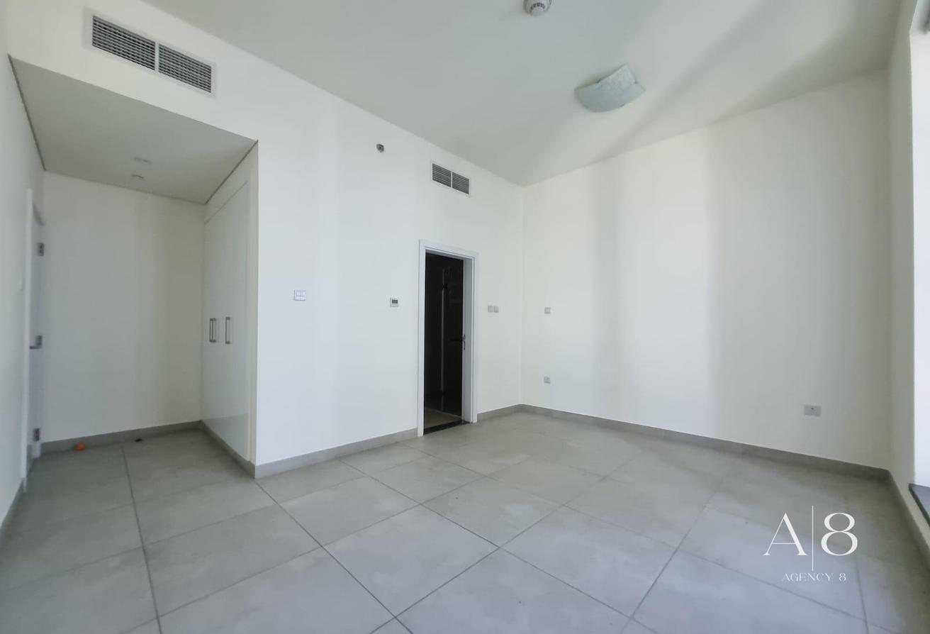 Available Now | Unfurnished | Large Layout photo 10