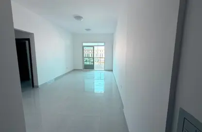 Apartment - 1 Bedroom - 2 Bathrooms for rent in Al Jurf 2 - Al Jurf - Ajman Downtown - Ajman