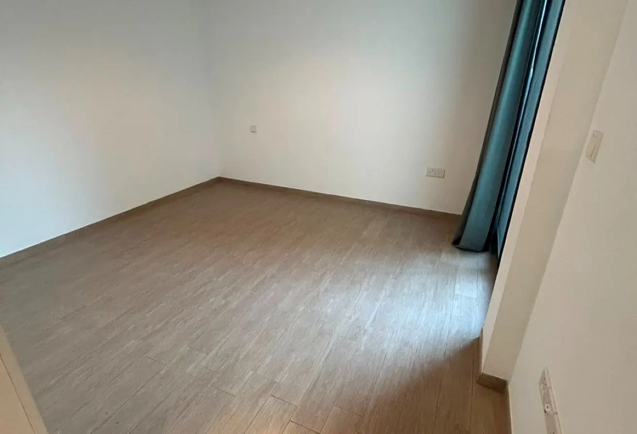 126553774 - Property Main Image
