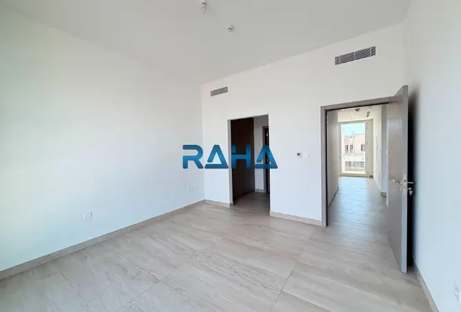 119042102 - Property Image 2