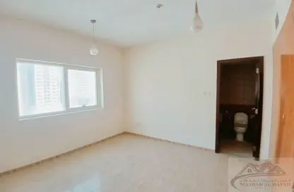 Apartment - 3 Bedrooms - 3 Bathrooms for rent in Zakhir Tower 3 - Zakhir Towers - Al Taawun - Sharjah