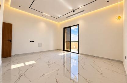 Villa - 4 - 6 for rent in Al Helio 2 - Al Helio - Ajman