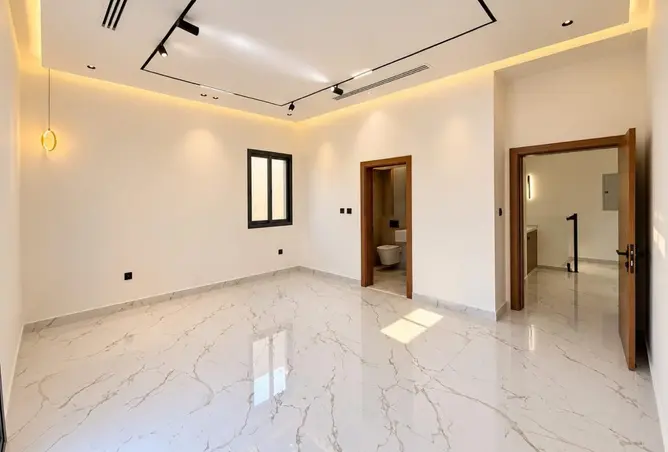152399948 - Property Image 3