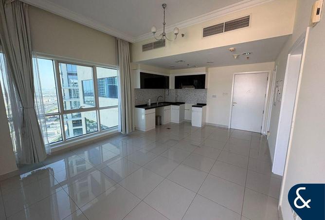 98256579 - Property Image 3