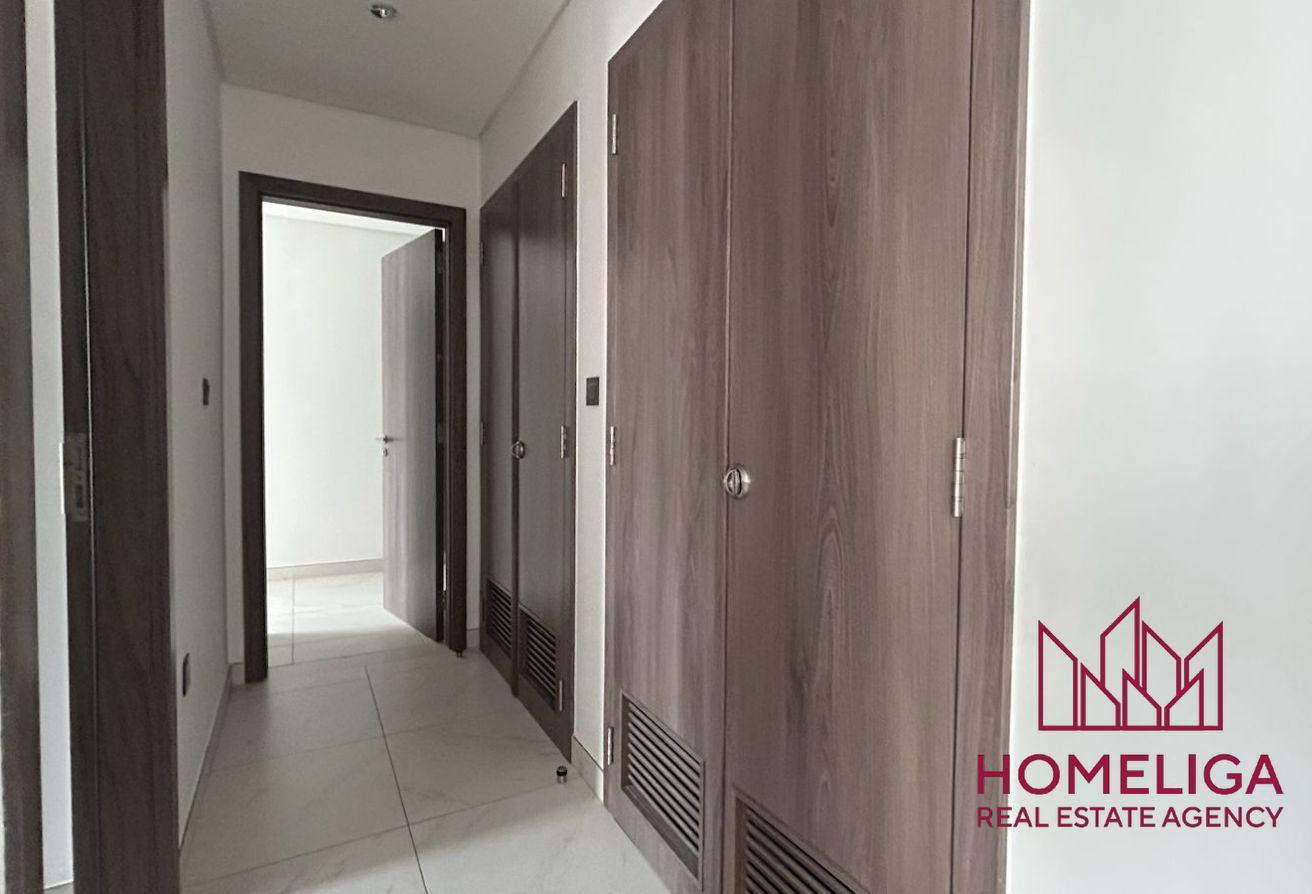 Fully Furnished | Lagoon view | Vacant photo 25