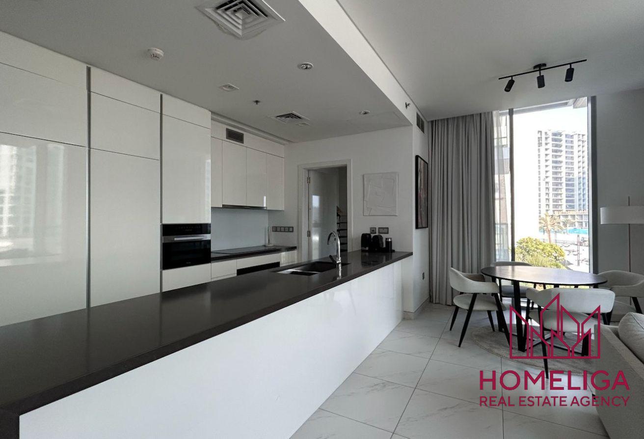 Fully Furnished | Lagoon view | Vacant photo 2
