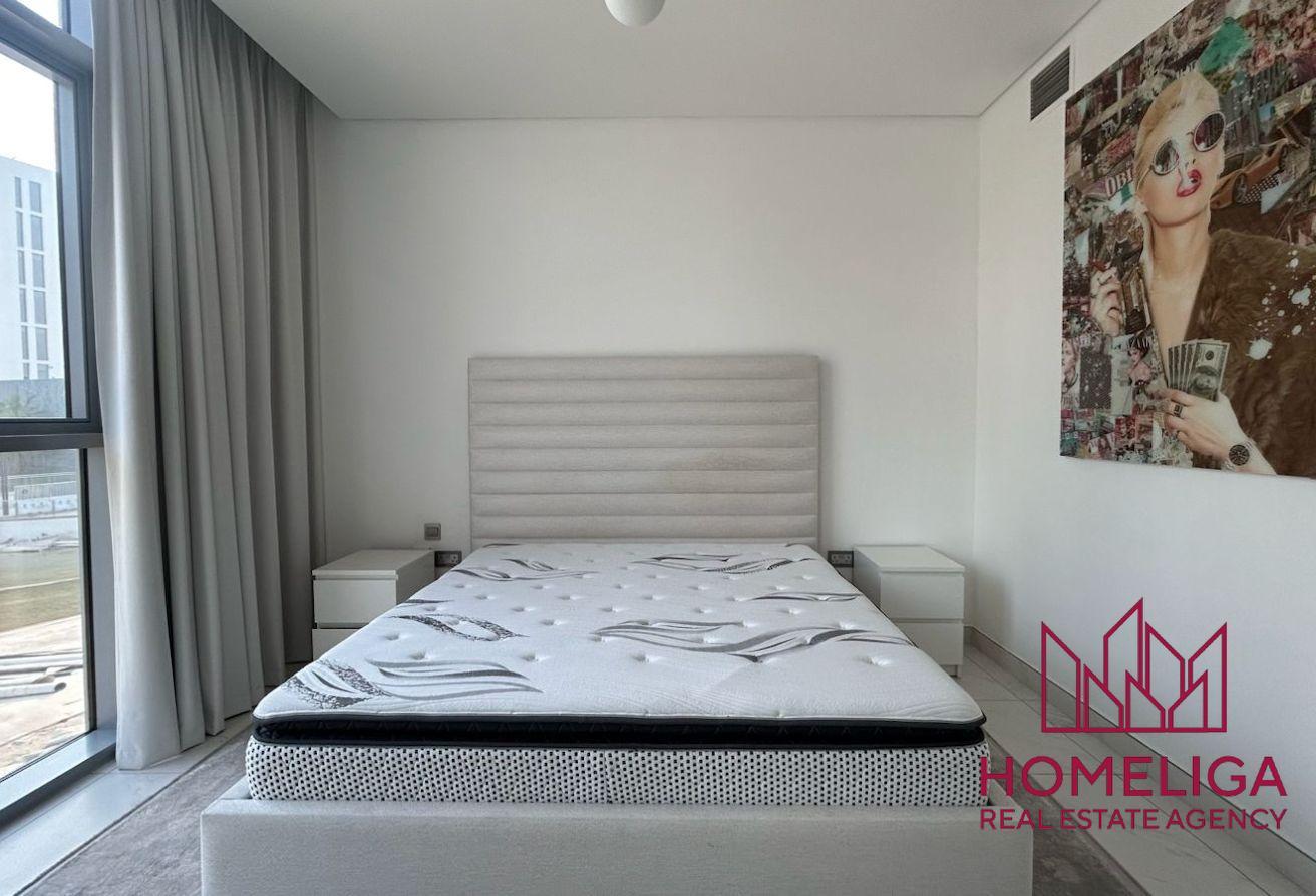 Fully Furnished | Lagoon view | Vacant photo 17