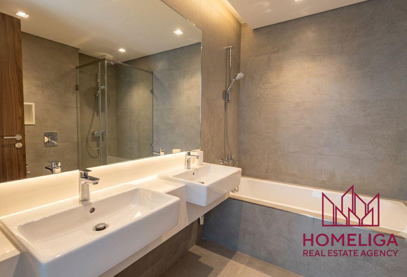 Fully Furnished | Lagoon view | Vacant photo 23